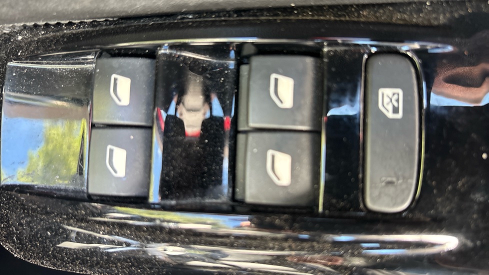 Citroen C3 1.2 PureTech 110 Shine Plus 5dr EAT6 Petrol Hatchback - Image 36
