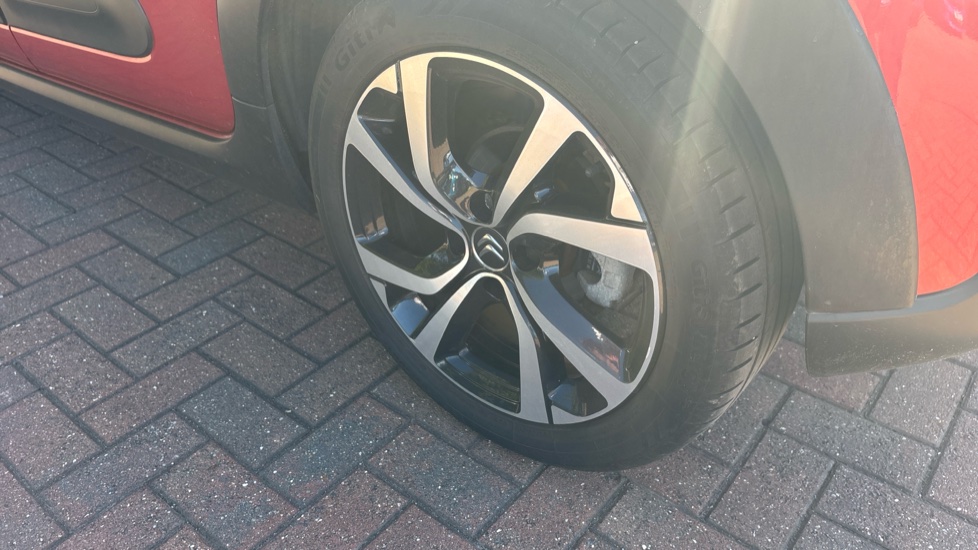 Citroen C3 1.2 PureTech 110 Shine Plus 5dr EAT6 Petrol Hatchback - Image 40