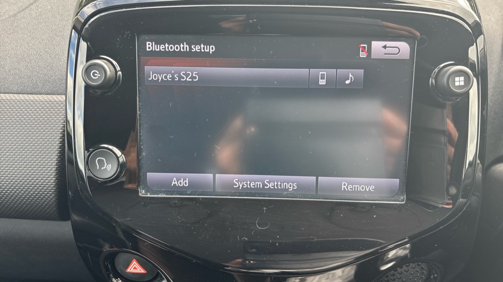 Citroen C1 1.0 VTi 72 Shine 5dr Petrol Hatchback - Image 24