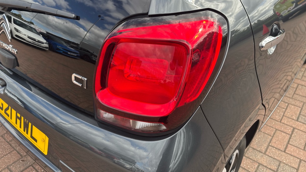 Citroen C1 1.0 VTi 72 Shine 5dr Petrol Hatchback - Image 40