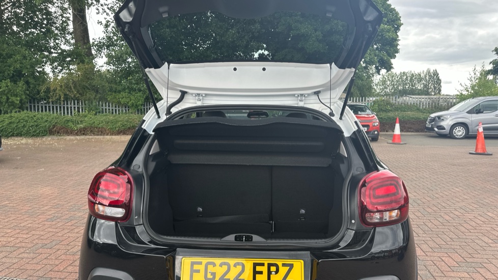 Citroen C3 1.2 PureTech 110 Shine Plus 5dr EAT6 Petrol Hatchback - Image 4
