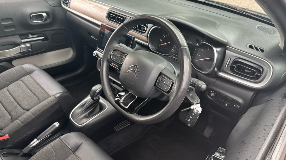 Citroen C3 1.2 PureTech 110 Shine Plus 5dr EAT6 Petrol Hatchback - Image 11