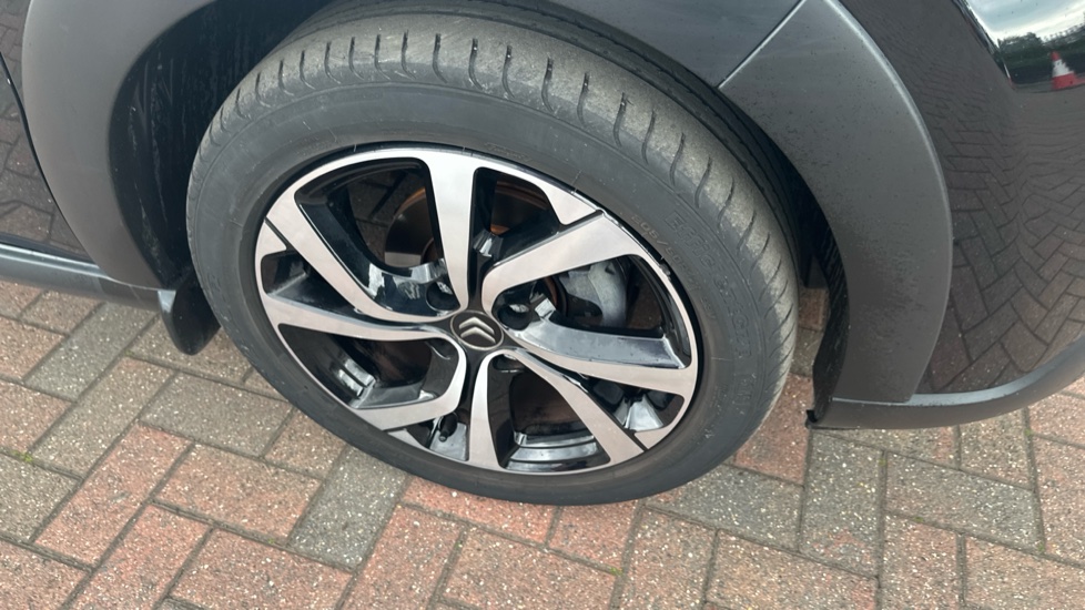 Citroen C3 1.2 PureTech 110 Shine Plus 5dr EAT6 Petrol Hatchback - Image 30