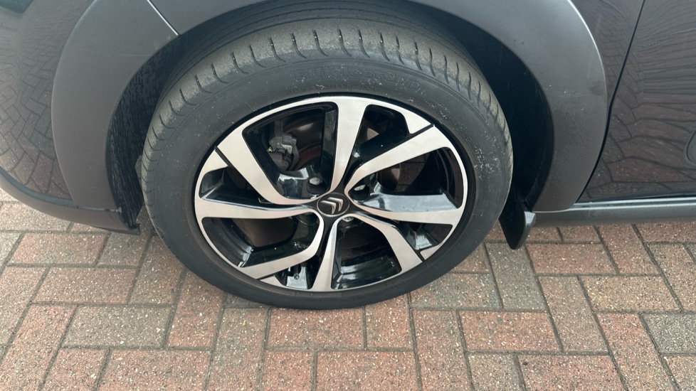 Citroen C3 1.2 PureTech 110 Shine Plus 5dr EAT6 Petrol Hatchback - Image 33