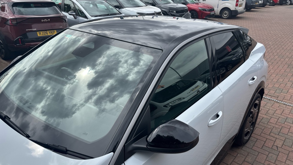 Peugeot 3008 157kW GT 73kWh 5dr Auto Electric Estate - Image 40