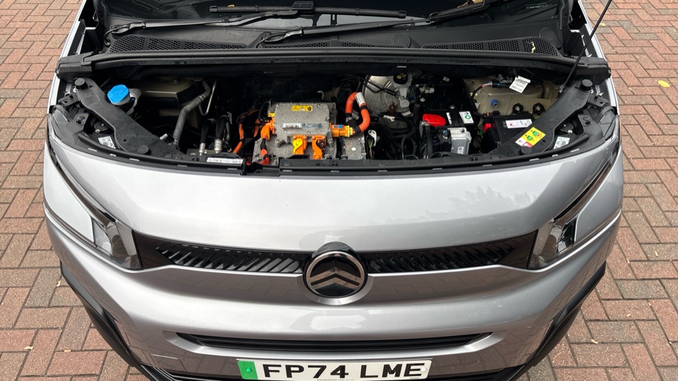Citroen Berlingo 100kW Plus M 52kWh 5dr Auto Electric Estate - Image 8