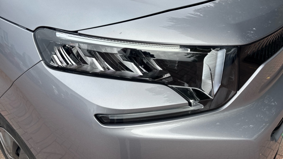 Citroen Berlingo 100kW Plus M 52kWh 5dr Auto Electric Estate - Image 35