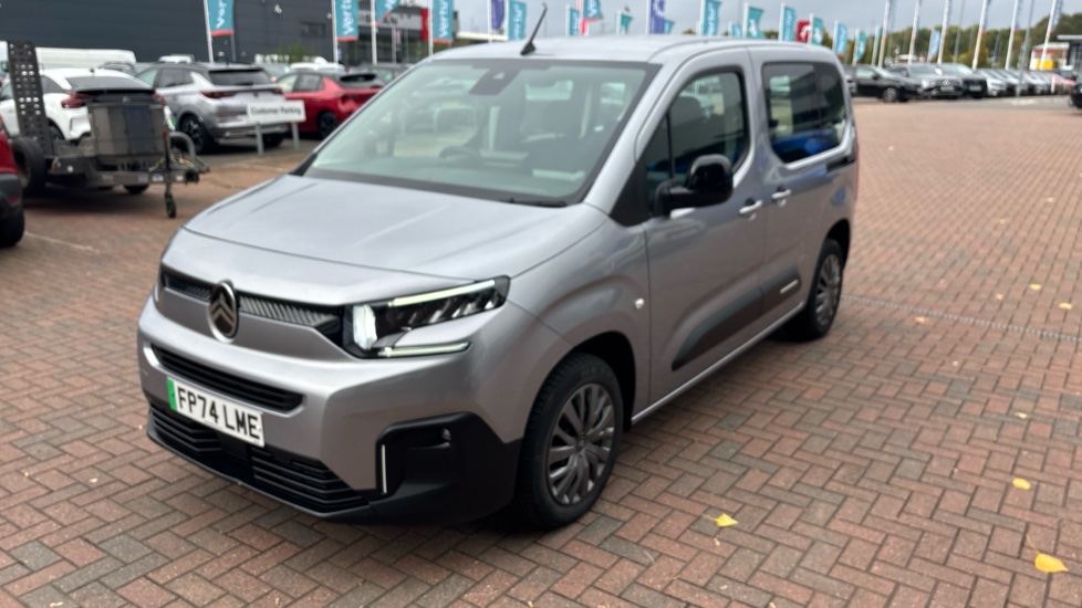 Citroen Berlingo 100kW Plus M 52kWh 5dr Auto Electric Estate - Image 37