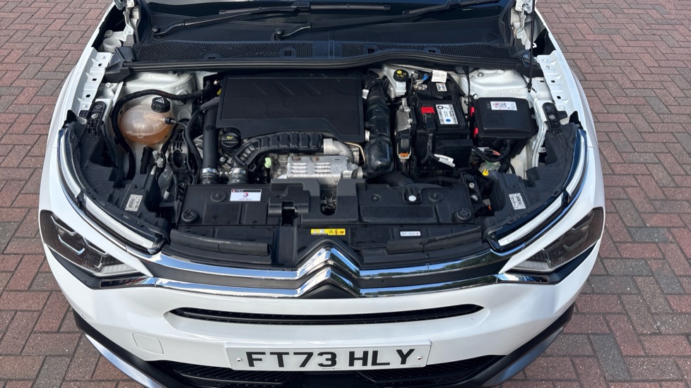 Citroen C4 1.2 PureTech [130] Max 5dr Petrol Hatchback - Image 8