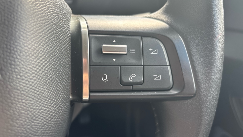 Citroen C4 1.2 PureTech [130] Max 5dr Petrol Hatchback - Image 34