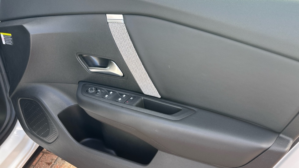 Citroen C4 1.2 PureTech [130] Max 5dr Petrol Hatchback - Image 39