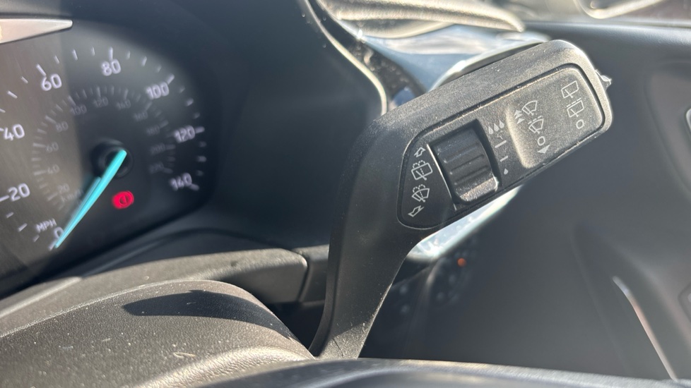 Ford Fiesta 1.0 EcoBoost Titanium 5dr Petrol Hatchback - Image 35