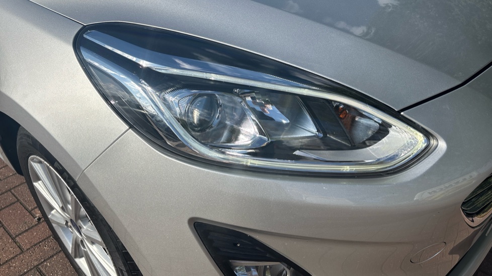 Ford Fiesta 1.0 EcoBoost Titanium 5dr Petrol Hatchback - Image 39