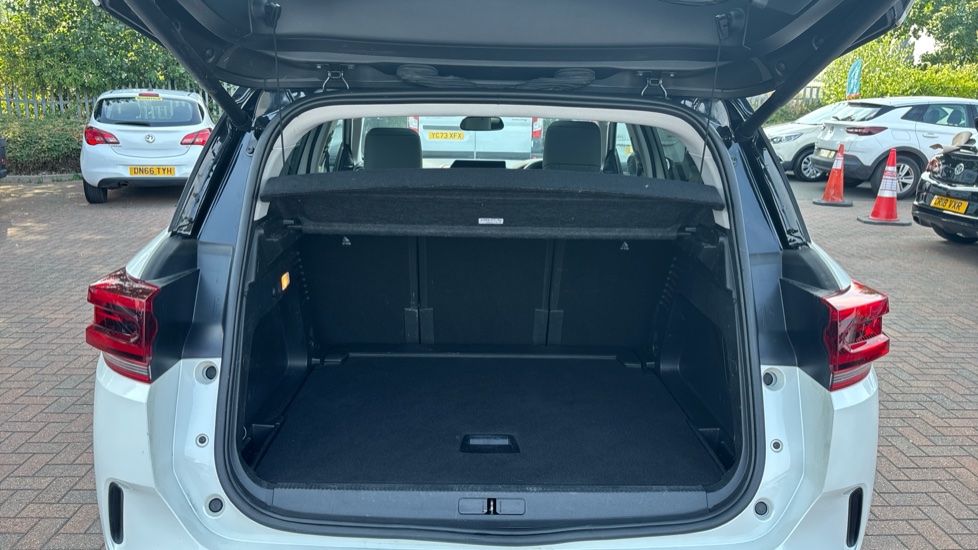 Citroen C5 Aircross 1.2 PureTech C-Series Edition 5dr EAT8 Petrol Hatchback - Image 4