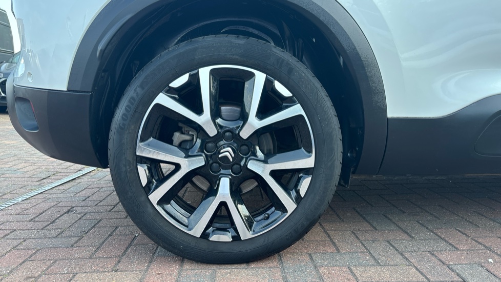 Citroen C5 Aircross 1.2 PureTech C-Series Edition 5dr EAT8 Petrol Hatchback - Image 7