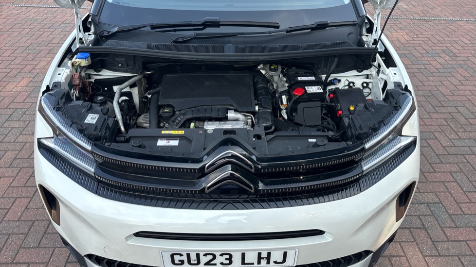Citroen C5 Aircross 1.2 PureTech C-Series Edition 5dr EAT8 Petrol Hatchback - Image 8