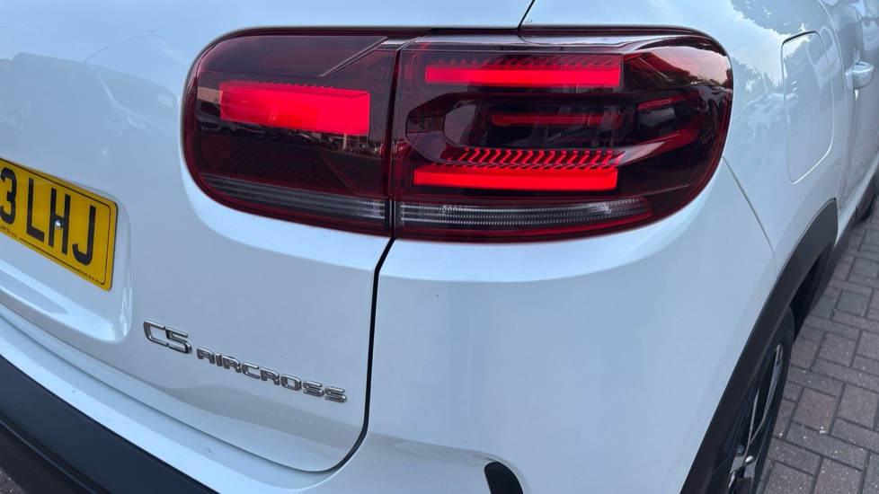 Citroen C5 Aircross 1.2 PureTech C-Series Edition 5dr EAT8 Petrol Hatchback - Image 51