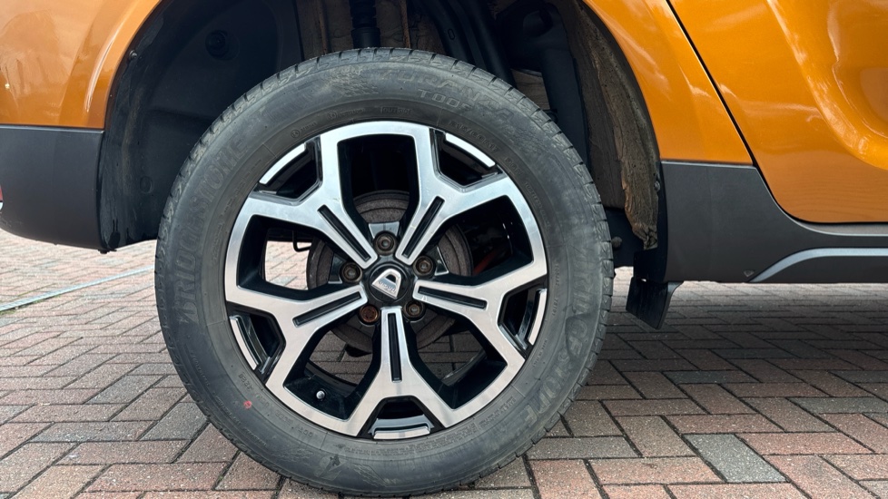 Dacia Duster 1.3 TCe 130 Prestige 5dr Petrol Estate - Image 7