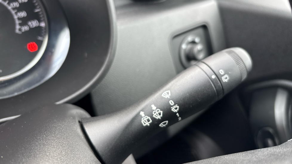 Dacia Duster 1.3 TCe 130 Prestige 5dr Petrol Estate - Image 33