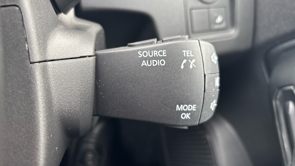 Dacia Duster 1.3 TCe 130 Prestige 5dr Petrol Estate - Image 34
