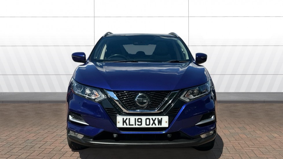 Nissan Qashqai 1.3 DiG-T N-Connecta 5dr Petrol Hatchback - Image 3
