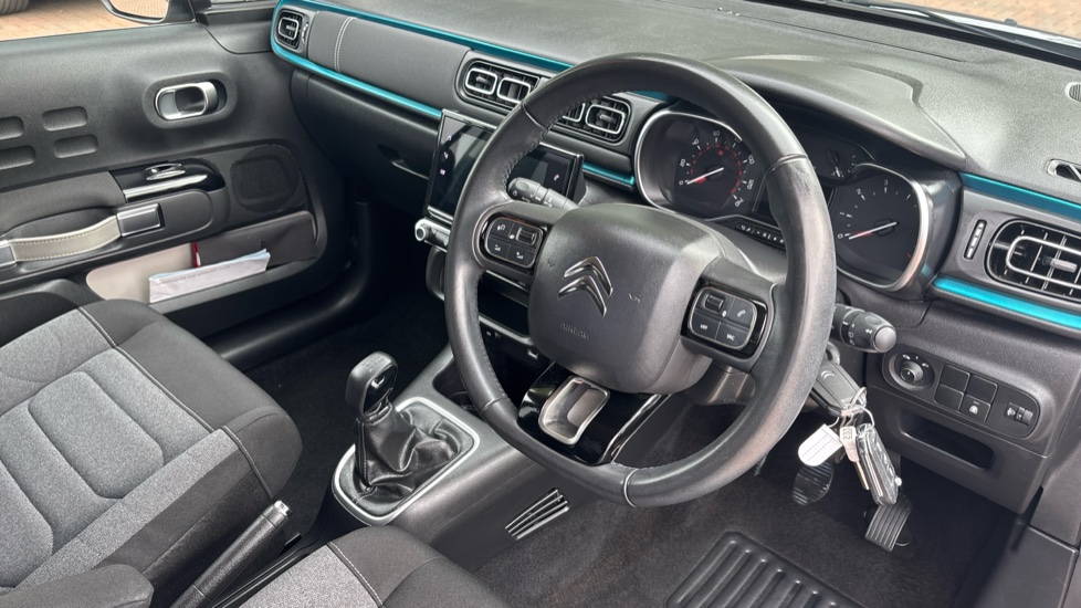Citroen C3 1.2 PureTech Shine Plus 5dr Petrol Hatchback - Image 11