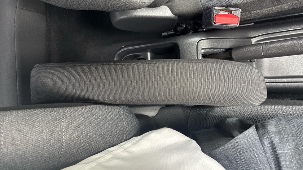 Citroen C3 1.2 PureTech Shine Plus 5dr Petrol Hatchback - Image 30