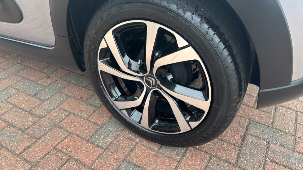 Citroen C3 1.2 PureTech Shine Plus 5dr Petrol Hatchback - Image 44