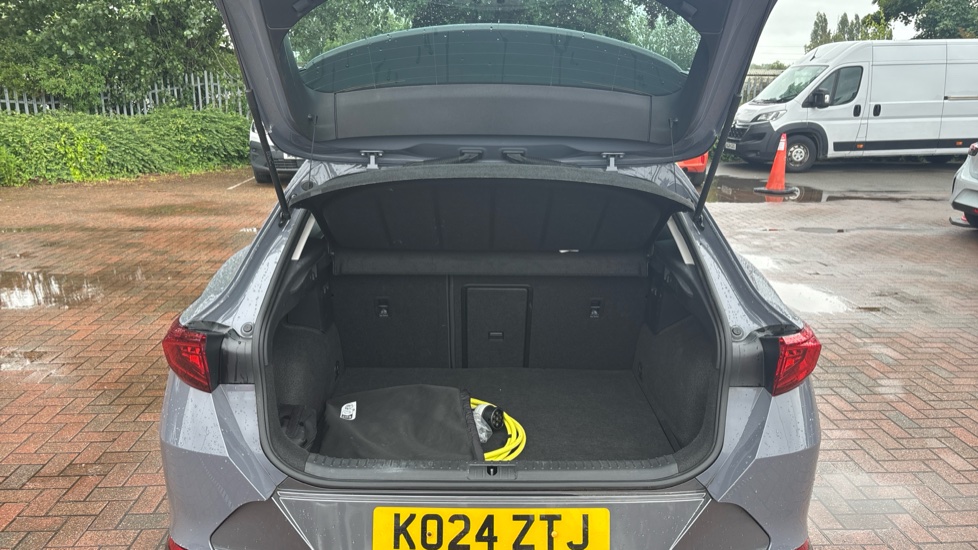 CUPRA Formentor 1.4 eHybrid 204 V1 5dr DSG Estate - Image 4