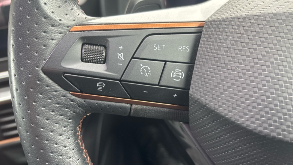 CUPRA Formentor 1.4 eHybrid 204 V1 5dr DSG Estate - Image 30