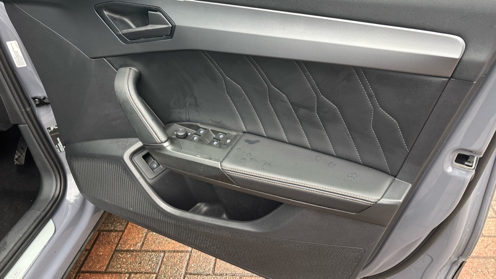 CUPRA Formentor 1.4 eHybrid 204 V1 5dr DSG Estate - Image 39