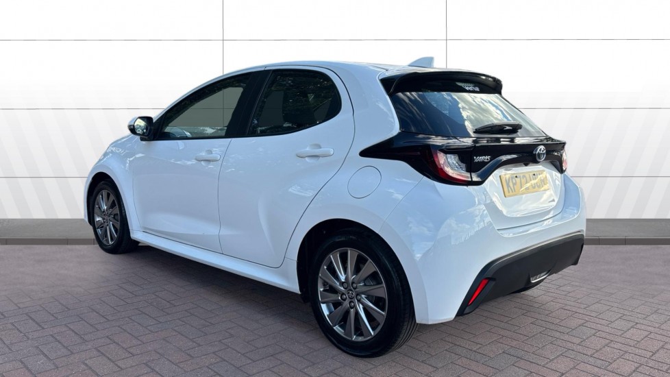Toyota Yaris 1.5 Hybrid Icon 5dr CVT Hybrid Hatchback - Image 2