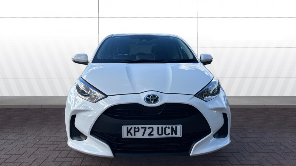 Toyota Yaris 1.5 Hybrid Icon 5dr CVT Hybrid Hatchback - Image 3