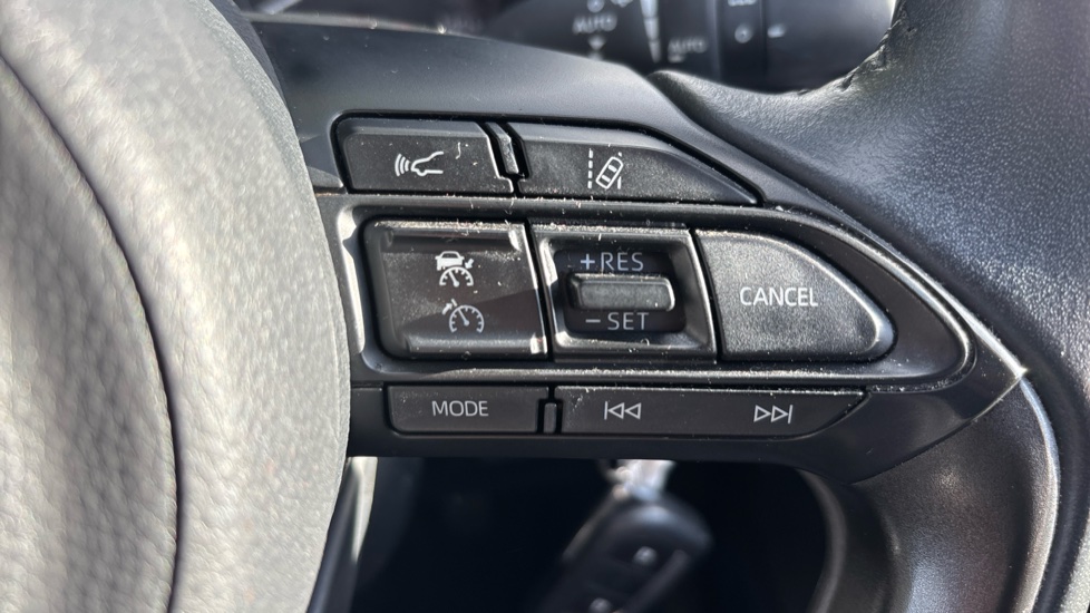 Toyota Yaris 1.5 Hybrid Icon 5dr CVT Hybrid Hatchback - Image 32