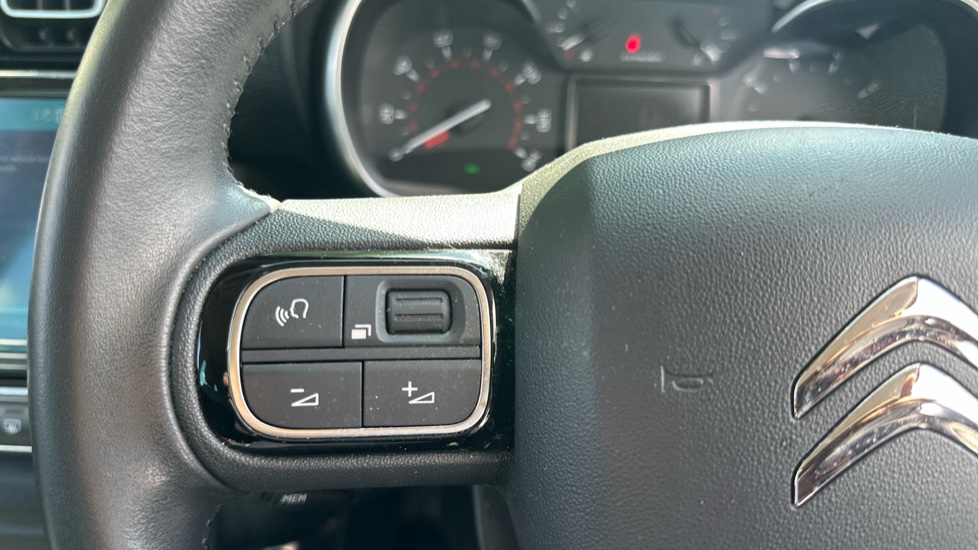 Citroen C3 Aircross 1.2 PureTech 130 Shine Plus 5dr EAT6 Petrol Hatchback - Image 26
