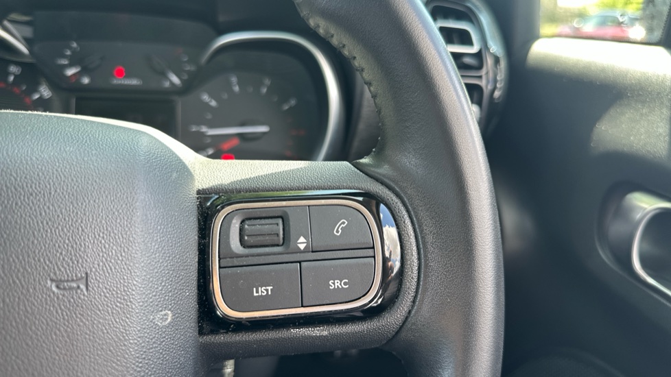 Citroen C3 Aircross 1.2 PureTech 130 Shine Plus 5dr EAT6 Petrol Hatchback - Image 27