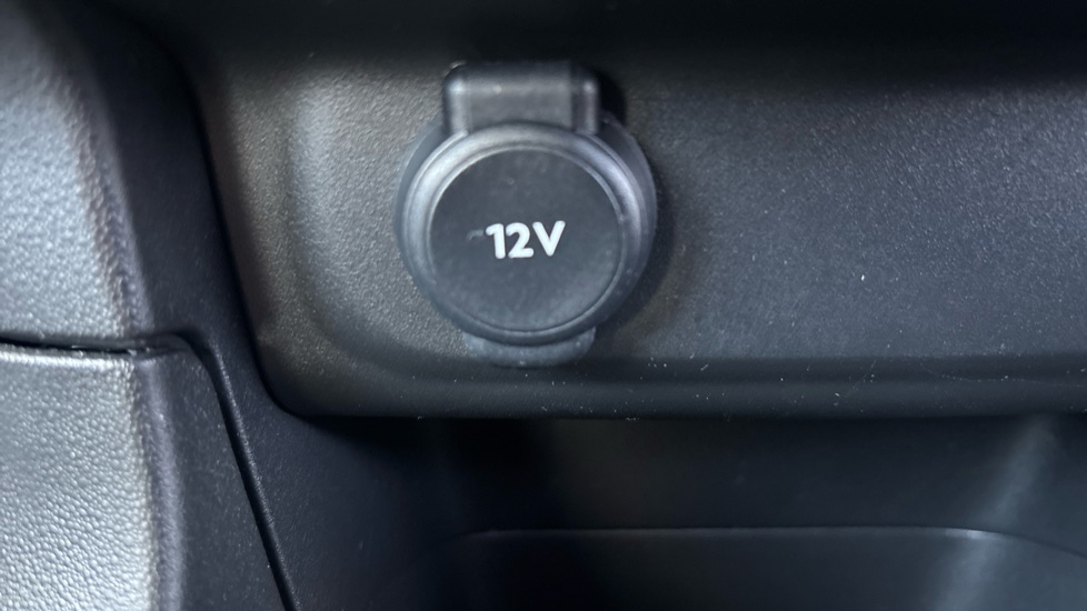 Citroen C3 1.2 PureTech You 5dr Petrol Hatchback - Image 24
