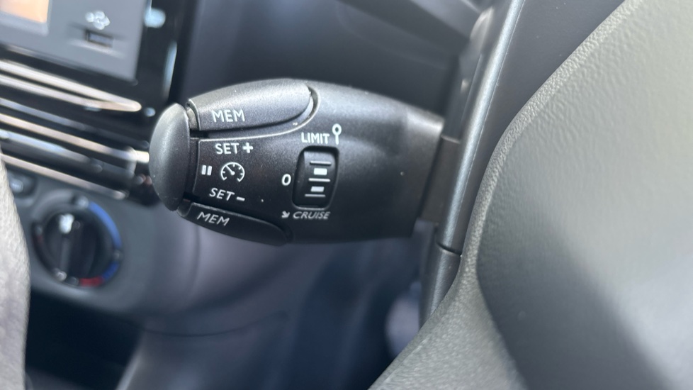 Citroen C3 1.2 PureTech You 5dr Petrol Hatchback - Image 29