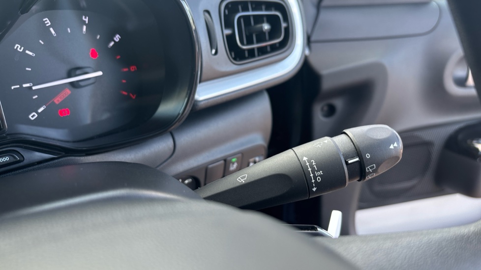 Citroen C3 1.2 PureTech You 5dr Petrol Hatchback - Image 31