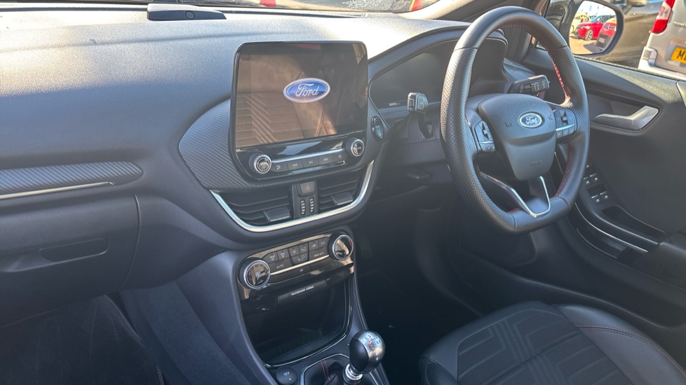 Ford Puma 1.0 EcoBoost Hybrid mHEV ST-Line X 5dr Petrol Hatchback - Image 9