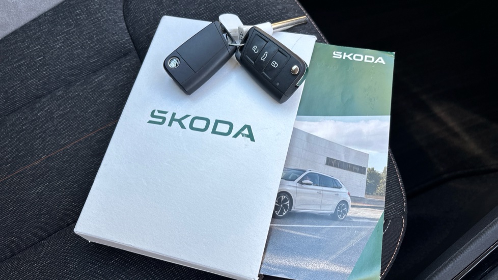 Skoda Kamiq 1.5 TSI SE L Edition 5dr DSG Petrol Hatchback - Image 19