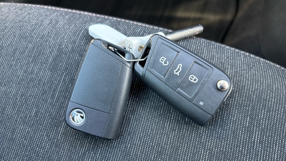 Skoda Kamiq 1.5 TSI SE L Edition 5dr DSG Petrol Hatchback - Image 20