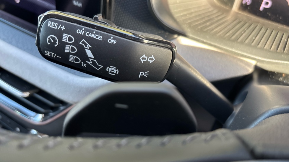 Skoda Kamiq 1.5 TSI SE L Edition 5dr DSG Petrol Hatchback - Image 36