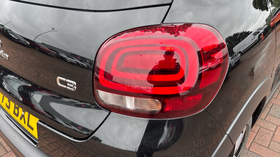 Citroen C3 1.2 PureTech 110 Shine Plus 5dr EAT6 Petrol Hatchback - Image 41