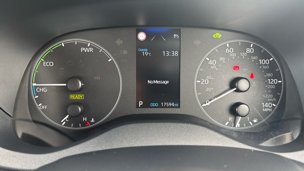Toyota Yaris 1.5 Hybrid Icon 5dr CVT Hybrid Hatchback - Image 18