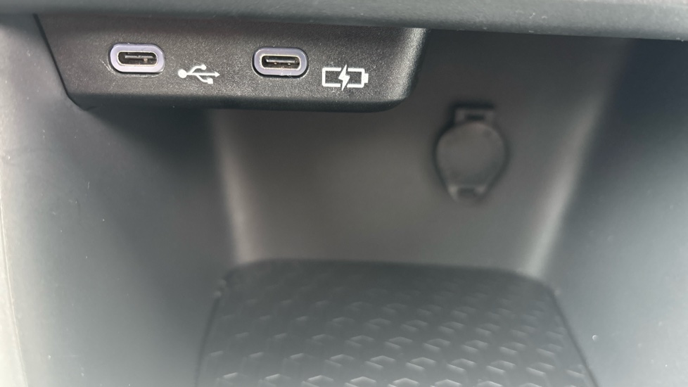 Toyota Yaris 1.5 Hybrid Icon 5dr CVT Hybrid Hatchback - Image 26