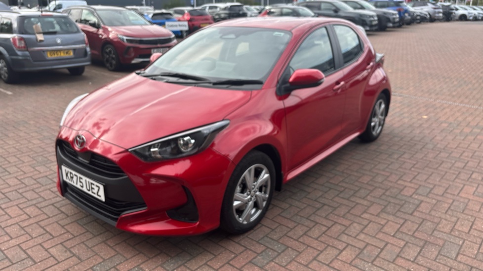 Toyota Yaris 1.5 Hybrid Icon 5dr CVT Hybrid Hatchback - Image 39