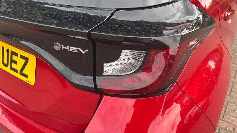 Toyota Yaris 1.5 Hybrid Icon 5dr CVT Hybrid Hatchback - Image 42