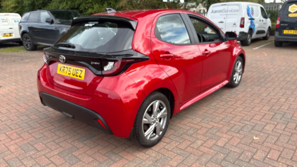 Toyota Yaris 1.5 Hybrid Icon 5dr CVT Hybrid Hatchback - Image 44