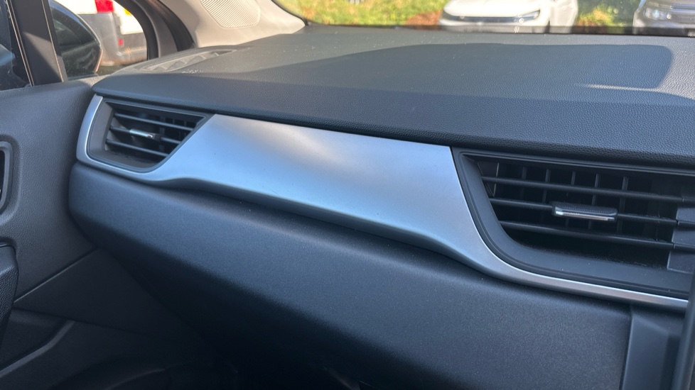 Renault Captur 1.0 TCE 90 Iconic Edition 5dr Petrol Hatchback - Image 21